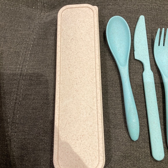 Good Wheat 3 Piece Tableware Utensil Travel Set - Picture 2 of 4